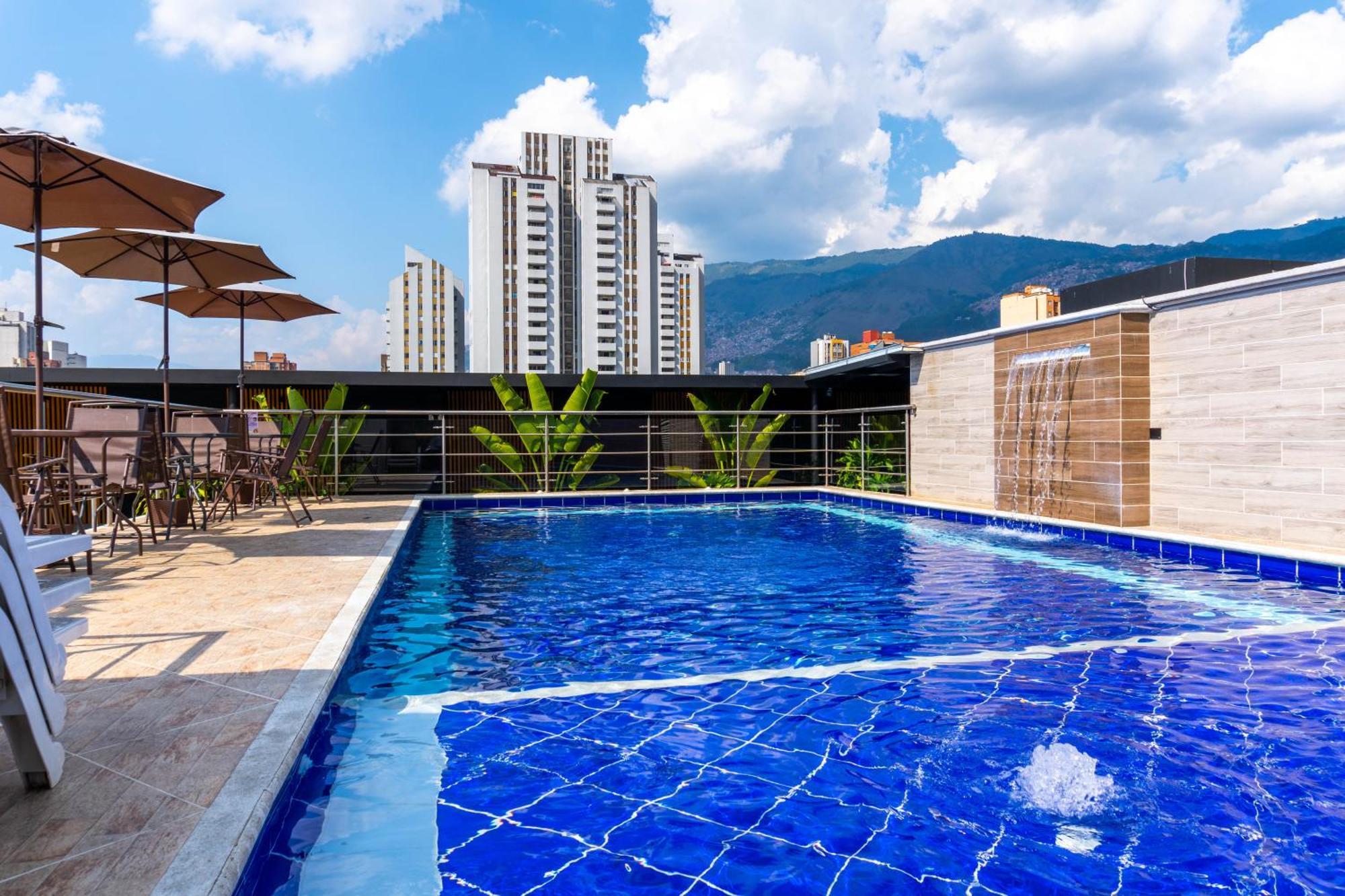 Hotel California City Medellin Exterior photo